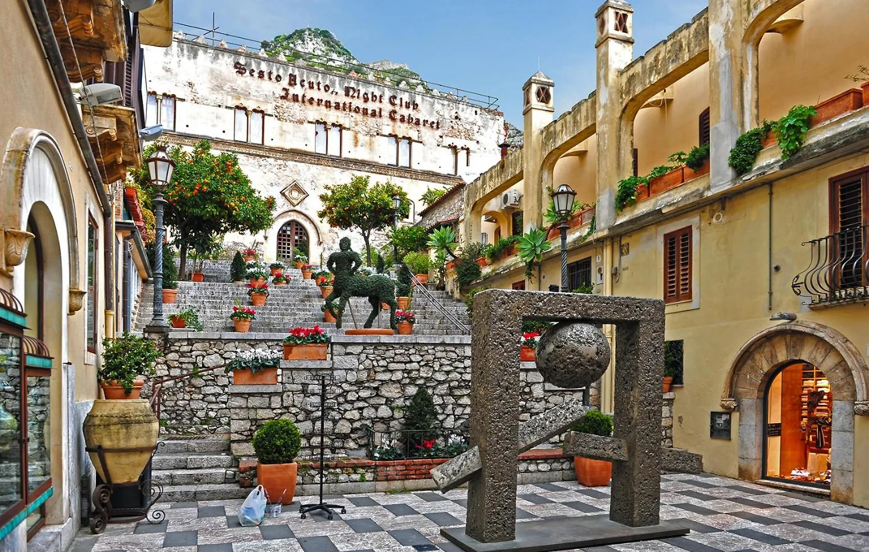 Suitehome Taormina Giardini Naxos 0*,  İtalya